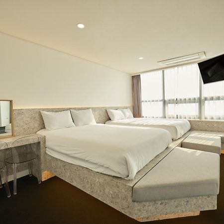 Uh Suite The Haeundae Busan Ngoại thất bức ảnh