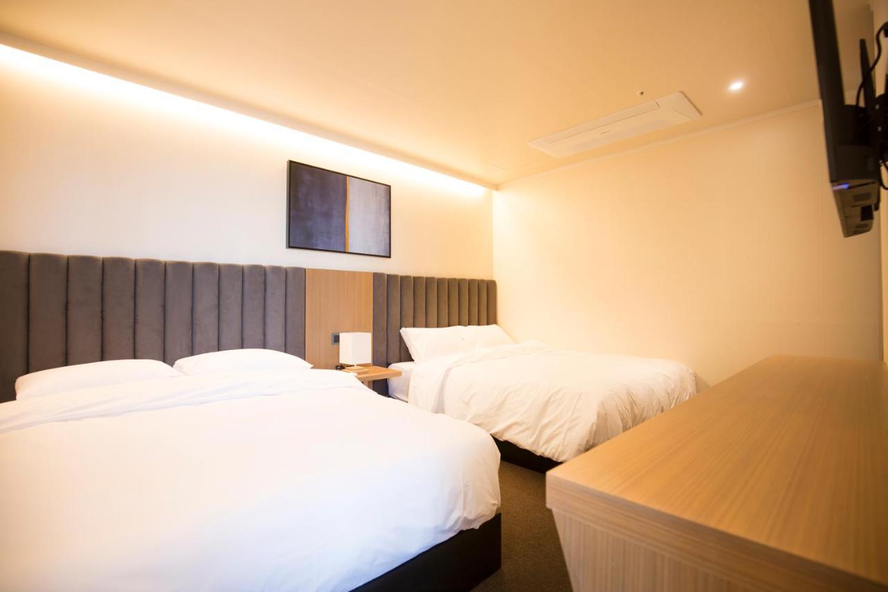 Uh Suite The Haeundae Busan Ngoại thất bức ảnh