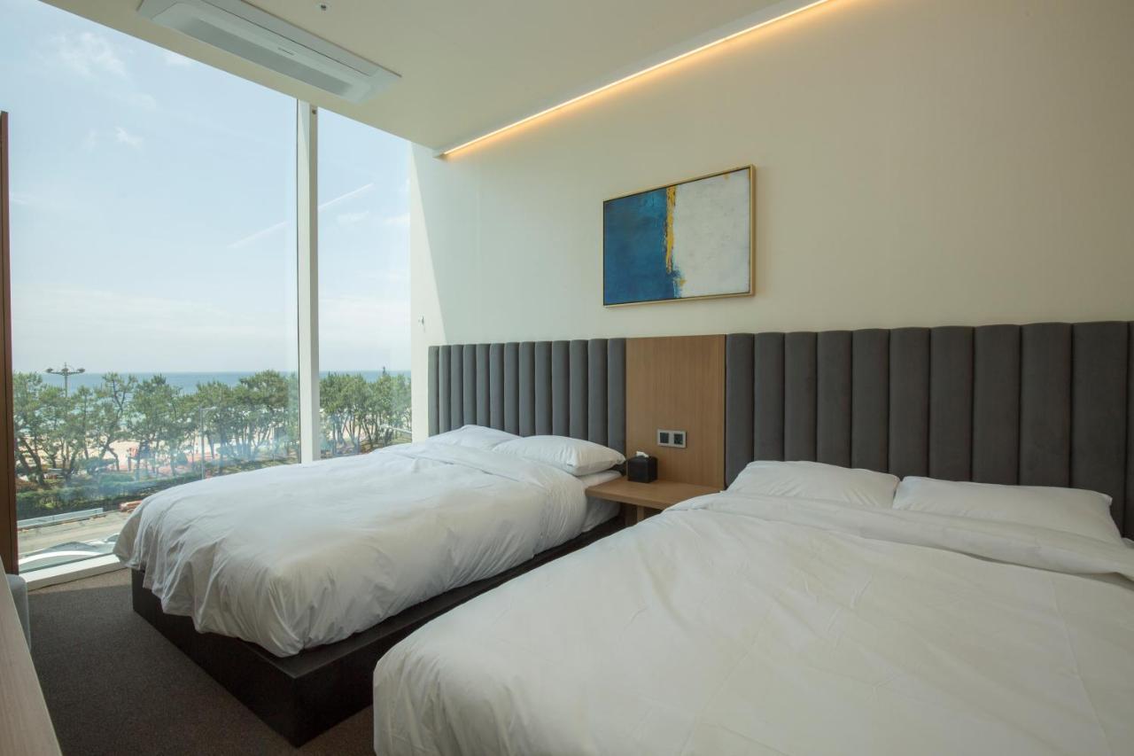 Uh Suite The Haeundae Busan Ngoại thất bức ảnh