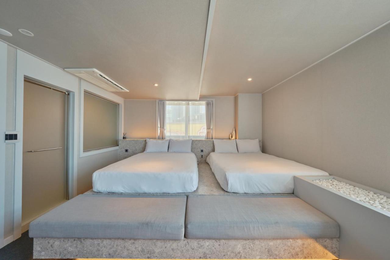 Uh Suite The Haeundae Busan Ngoại thất bức ảnh