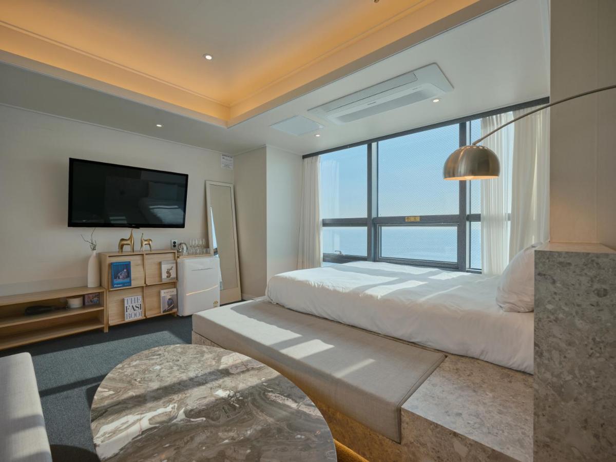 Uh Suite The Haeundae Busan Ngoại thất bức ảnh