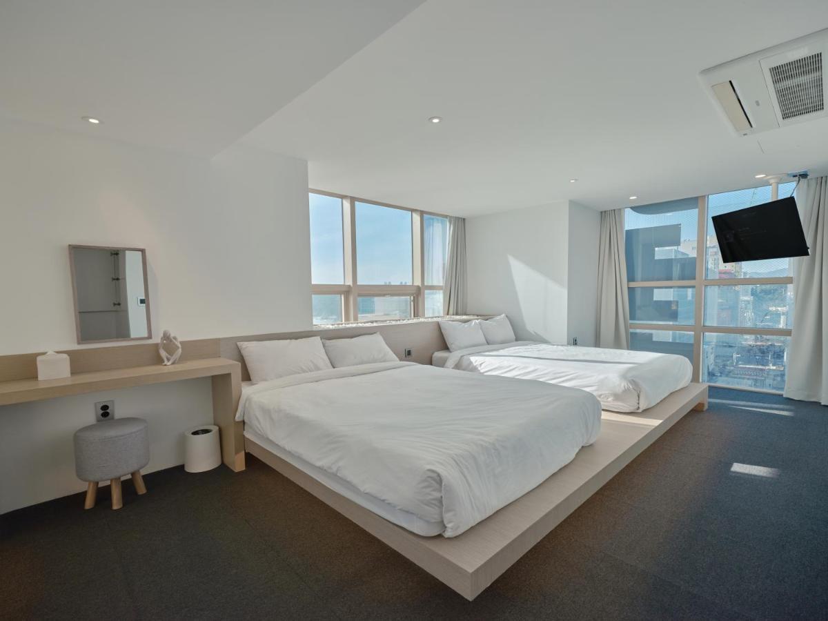 Uh Suite The Haeundae Busan Ngoại thất bức ảnh